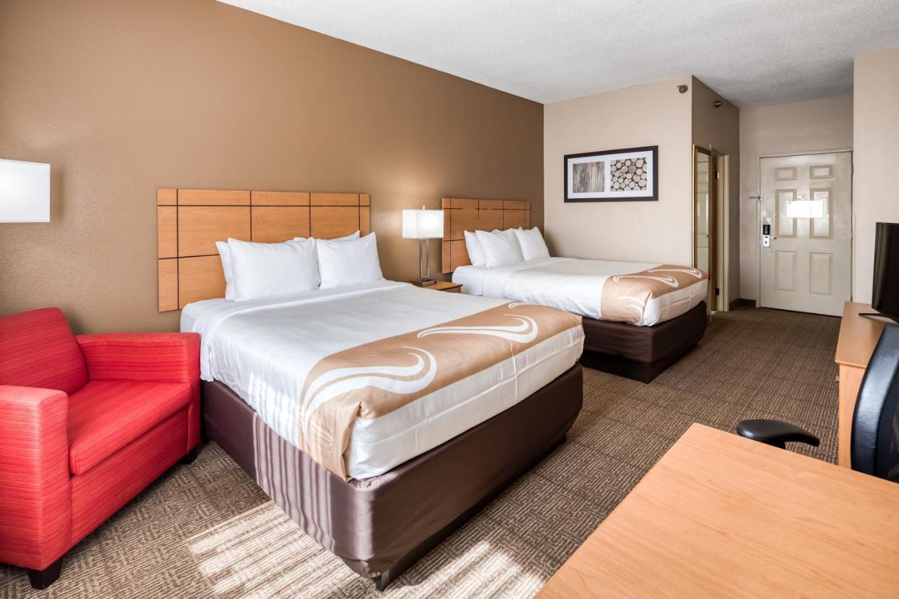 Quality & Southwest Near I-72 Hotel Springfield